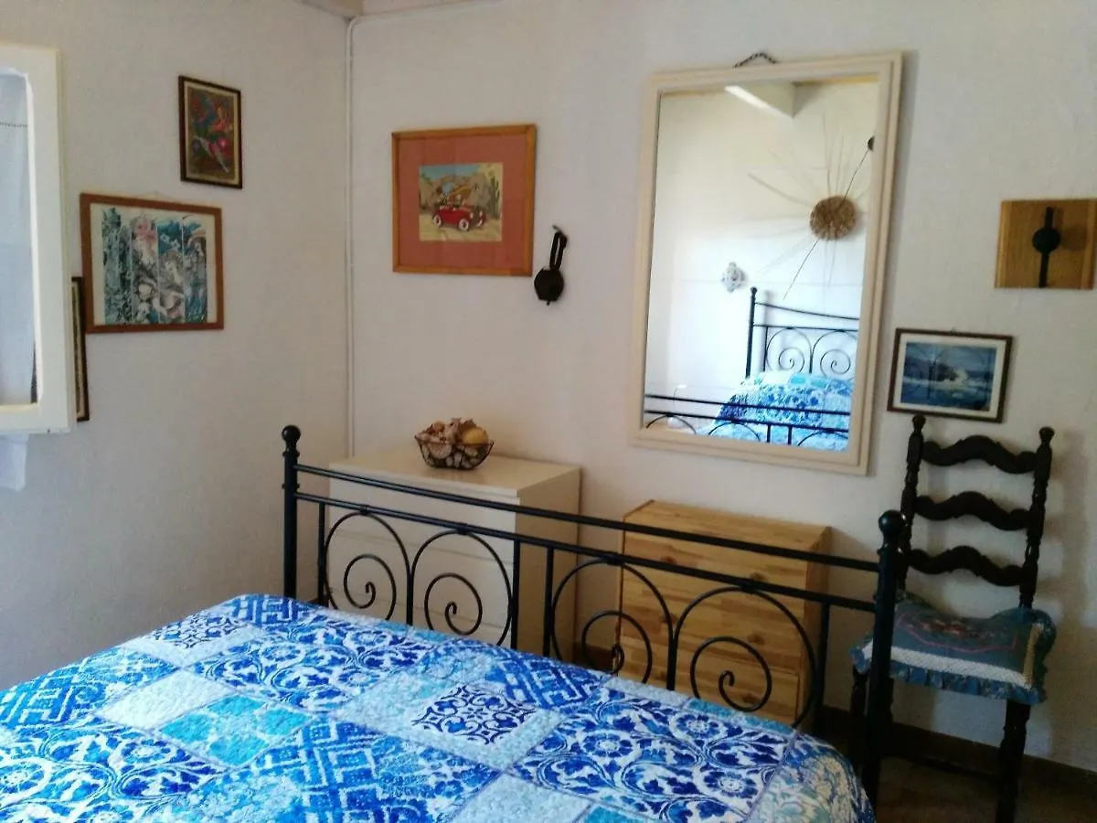 Agriturismo Glamping Erbe Matte SantʼAntìoco 0*,  Italien