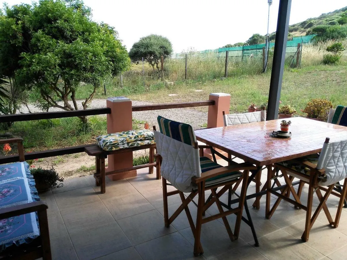 Bauernhof Agriturismo Glamping Erbe Matte SantʼAntìoco Italien