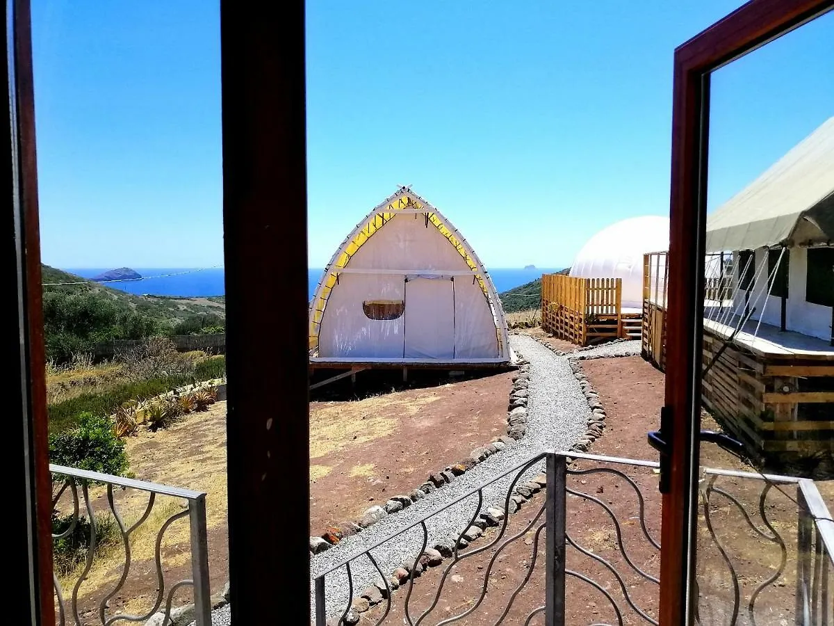 Bauernhof Agriturismo Glamping Erbe Matte SantʼAntìoco