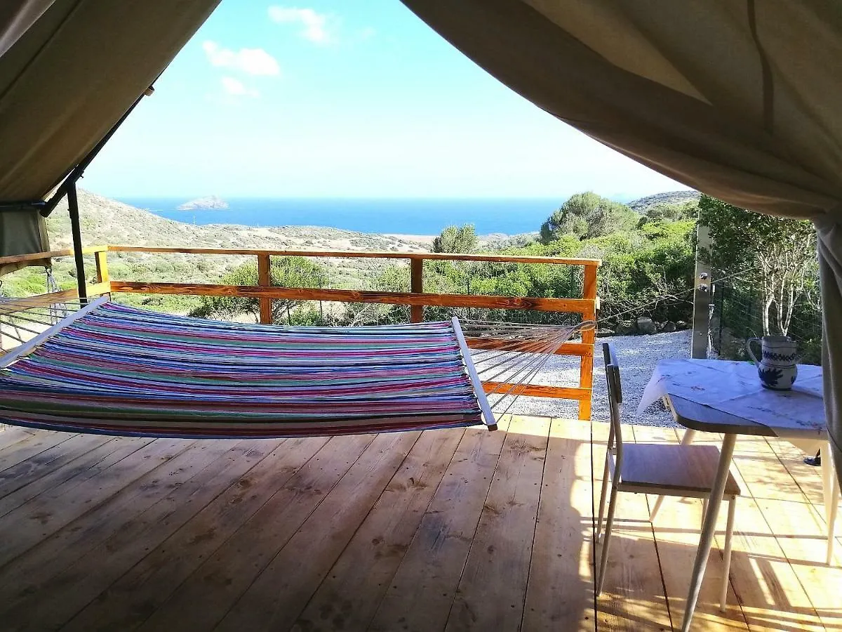 Bauernhof Agriturismo Glamping Erbe Matte SantʼAntìoco